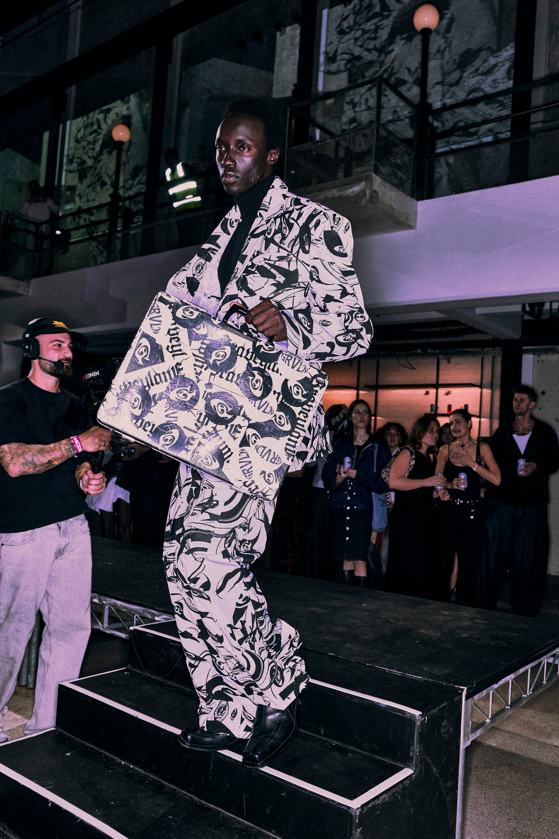 CUSTOM GRVLN SUIT